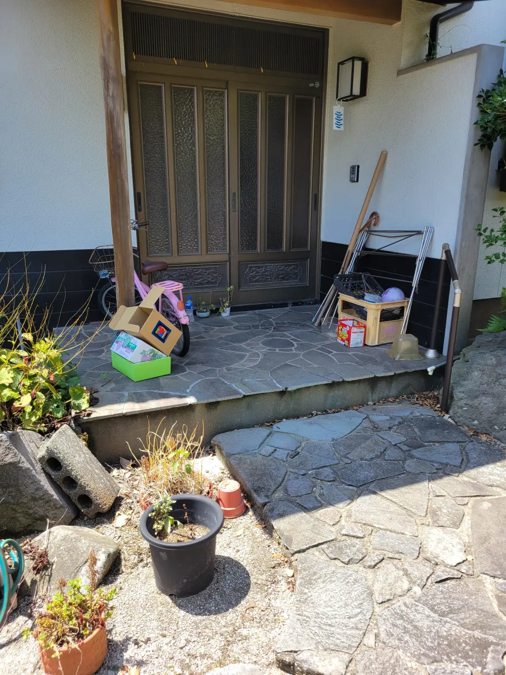 遠賀郡水巻町で不用品、粗大ゴミ外回り片付けの依頼をいただきました 画像5