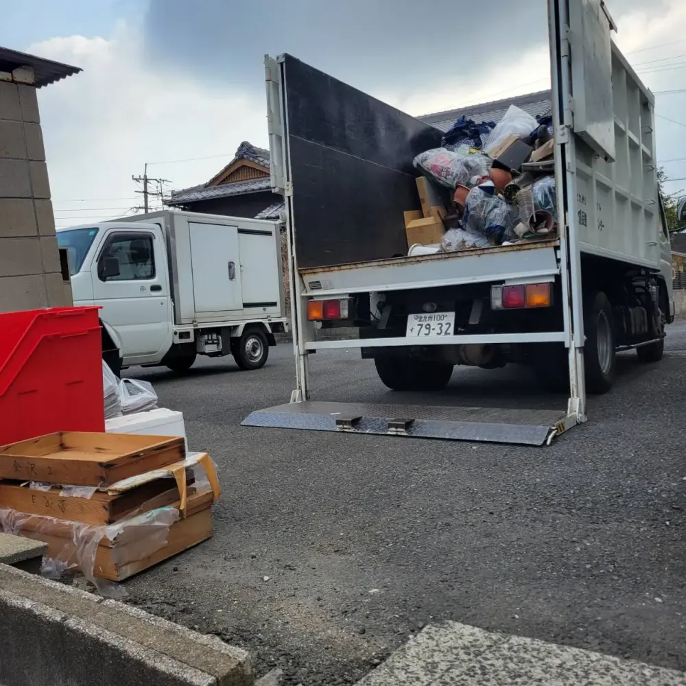 北九州市八幡西区の一軒家の粗大ゴミ・不用品・廃品回収 画像3