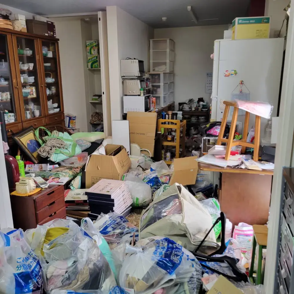 北九州市八幡西区の2LDKゴミ屋敷の片付け 画像7
