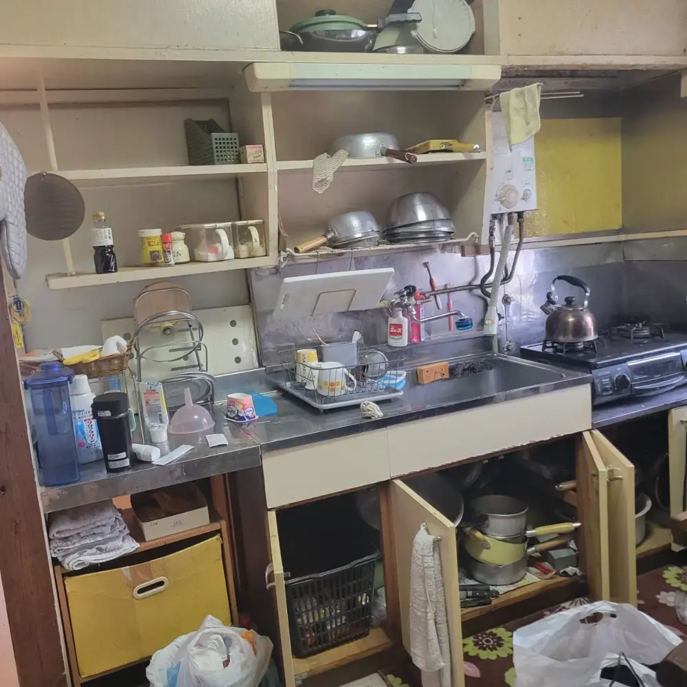 北九州市小倉小倉北区コーポの遺品整理 画像5