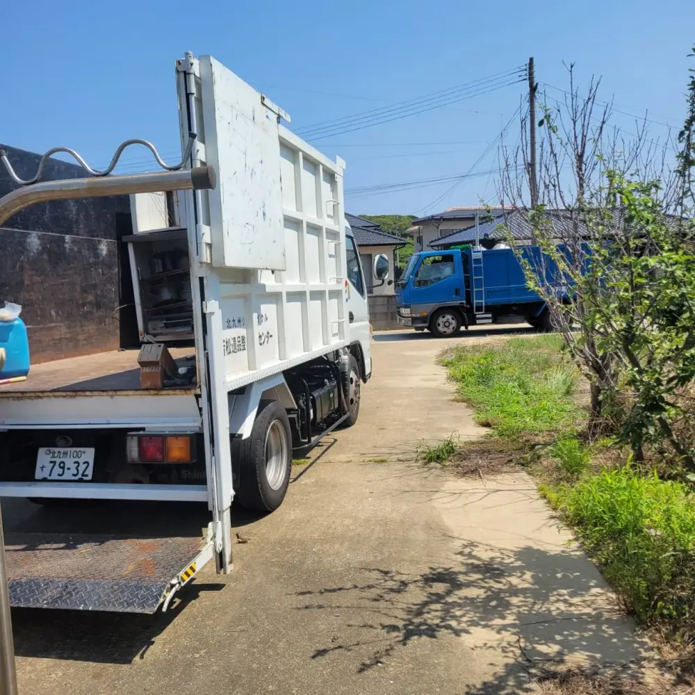 遠賀郡芦屋町の倉庫外回りの粗大ゴミ・不用品の回収 画像2