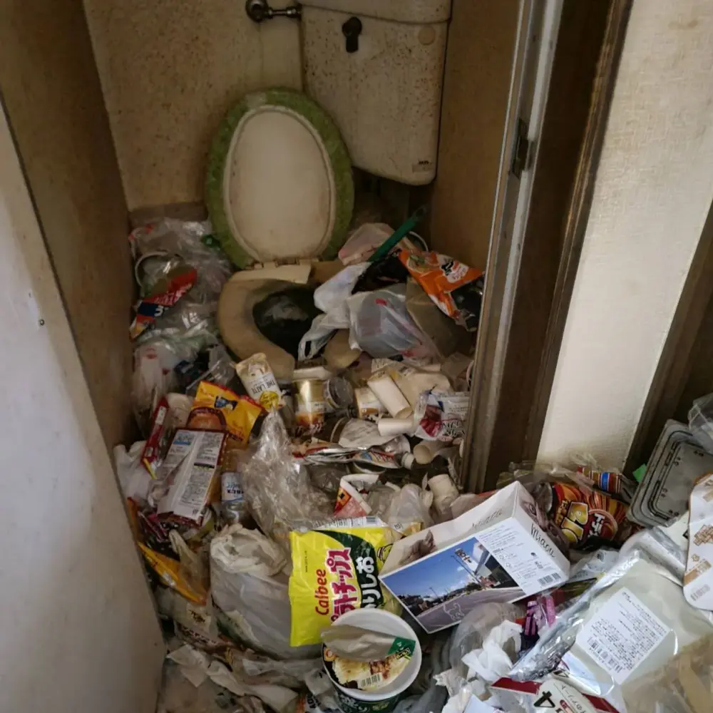 北九州市八幡西区の1Kゴミ屋敷の片付け 画像5