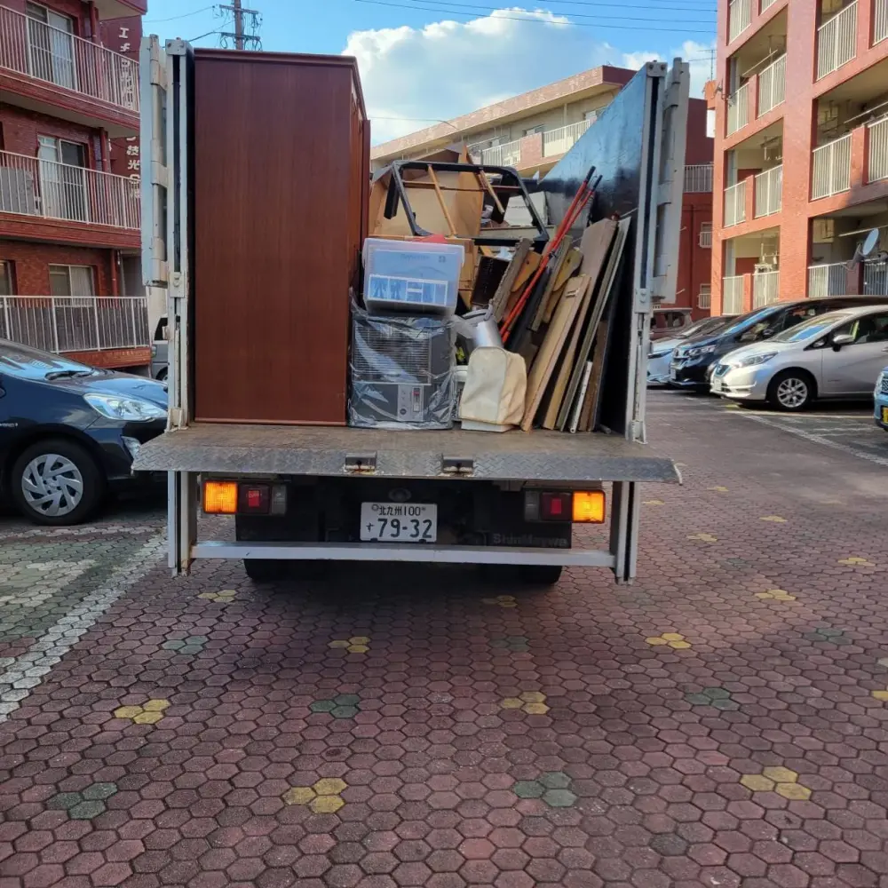 北九州市戸畑区マンションの粗大ゴミ・不用品片付け 画像4