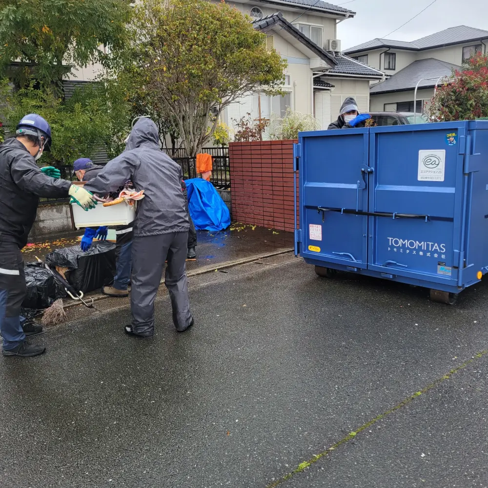 福岡県遠賀郡今古賀の遺品整理作業 画像8