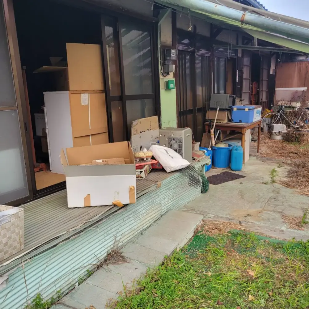 北九州市八幡東区ゴミ屋敷片付け 画像1