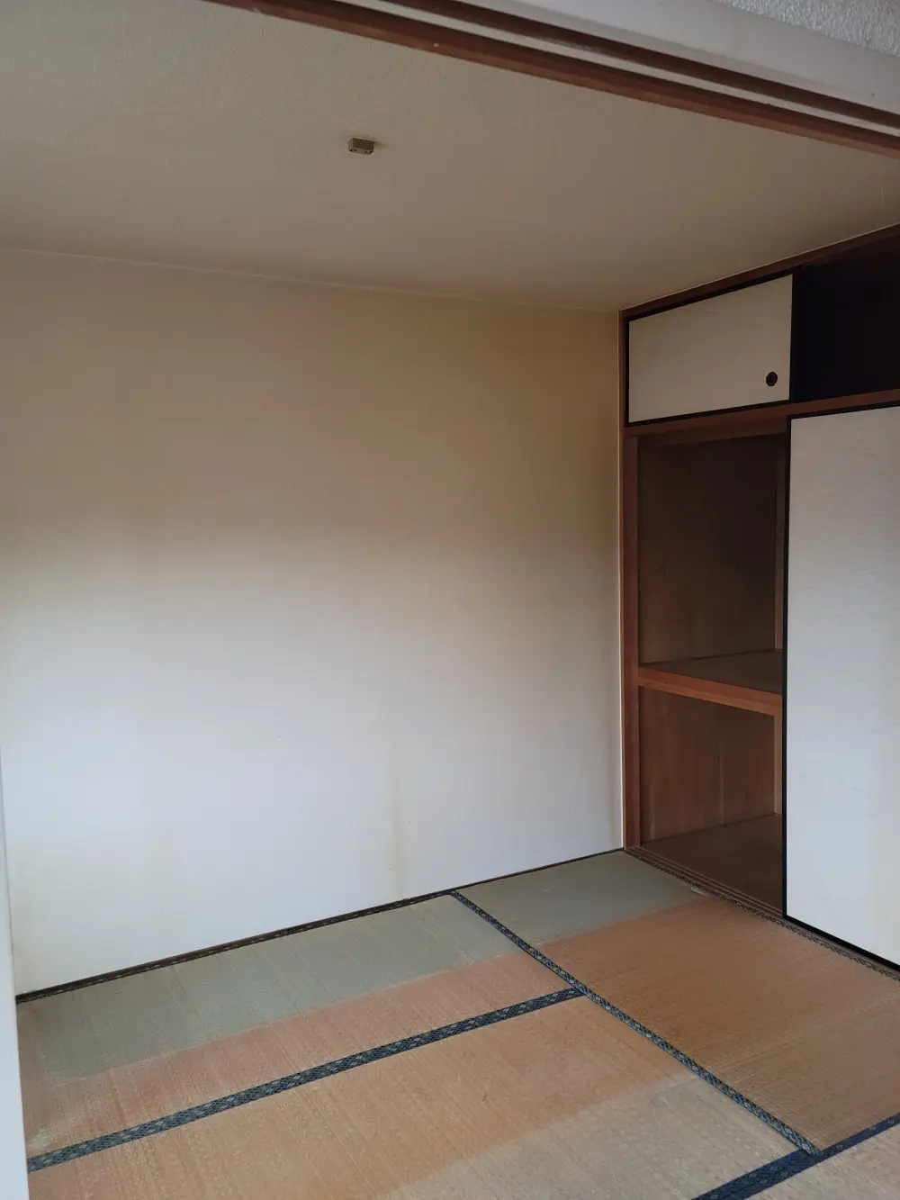 北九州市小倉北区県営団地の遺品整理をご依頼頂きました 画像4