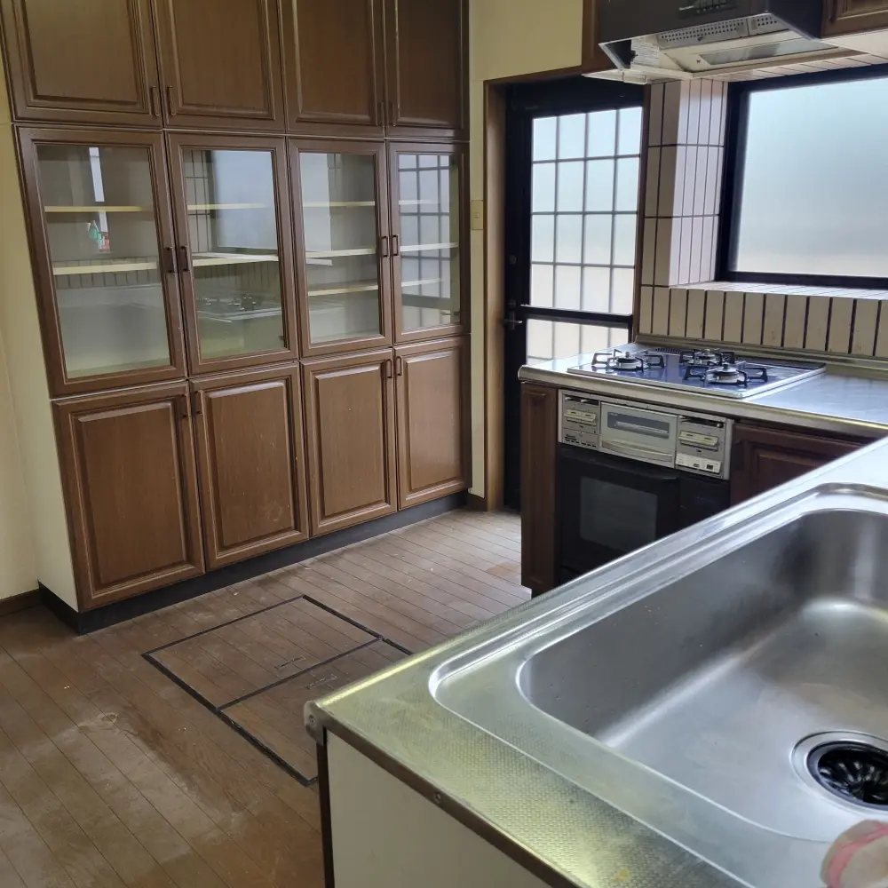 福岡県遠賀郡今古賀の遺品整理作業 画像6