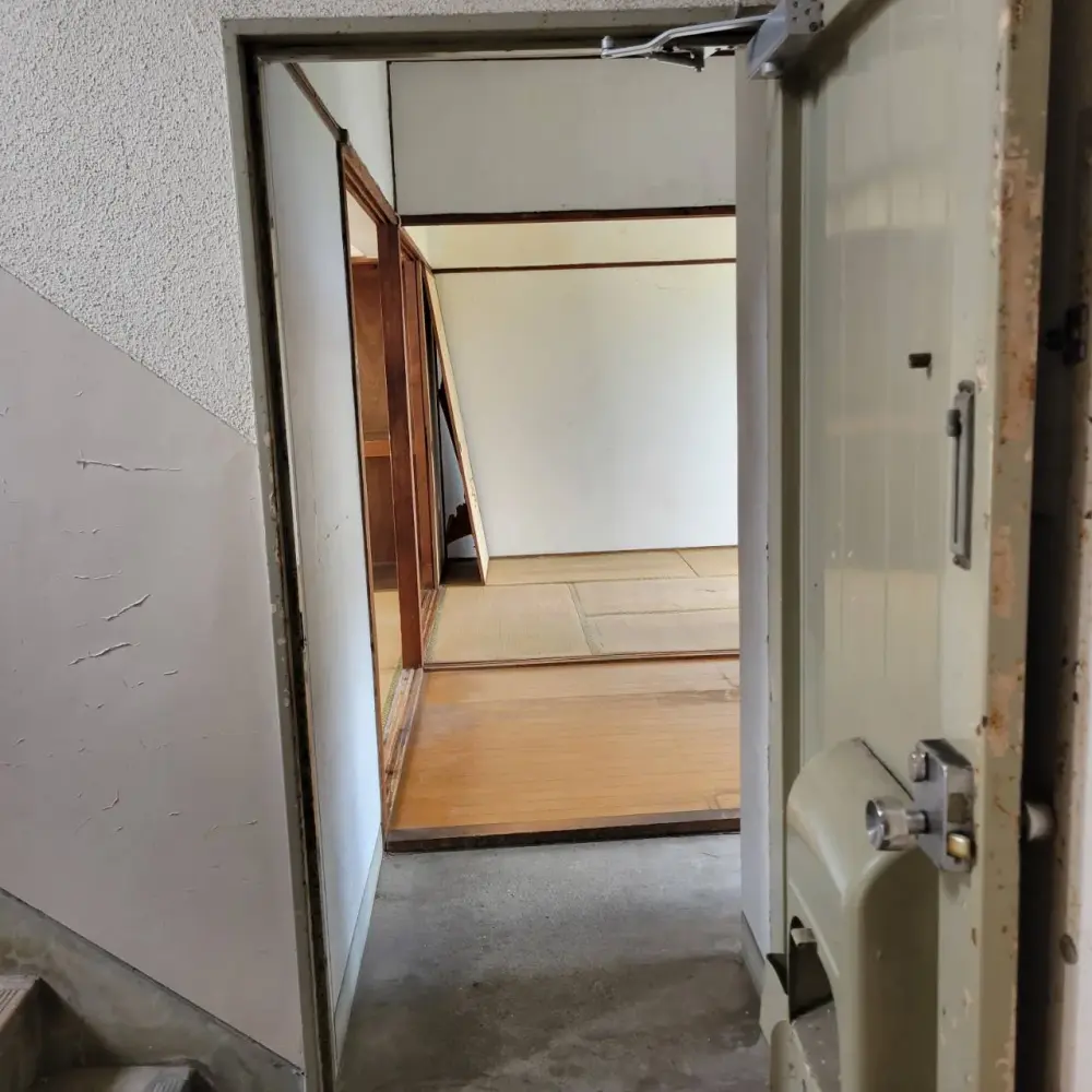 北九州市八幡西区市営団地４階の遺品整理 画像2